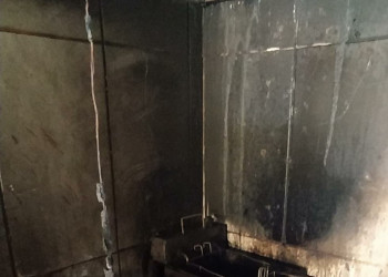 Cozinha do Café Olinto depois de incêndio causado por fritadeira. Foto: Divulgação