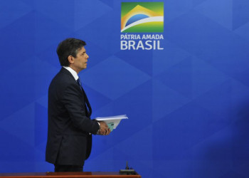Reunião entre CFM e ministro da Saúde serve para não endossar ainda uso da cloroquina