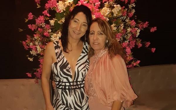 Eneida das Graças Marqueti com a irmã, Celeide Arantes. Foto: Whatsapp/F3 Notícias