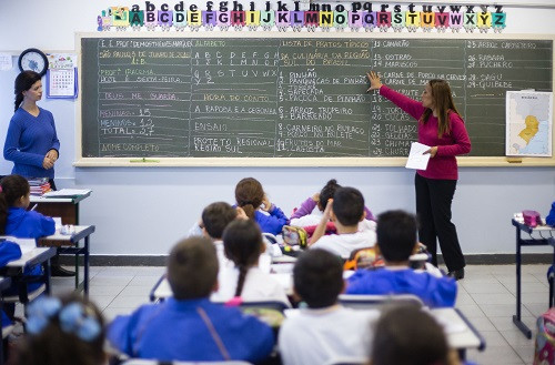 Alunos da rede estadual de ensino de São Paulo. Foto: Daniel Guimarães/A2IMG