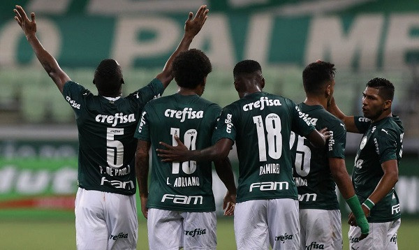 O jogador Patrick de Paula, da SE Palmeiras, comemora seu gol contra a equipe da AA Ponte Preta, durante partida válida pela semi final, do Campeonato Paulista, Série A1, na arena Allianz Parque. Foto: Cesar Greco