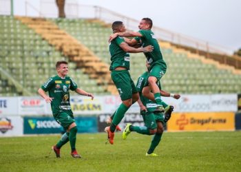 Francana 2 x 2 XV de Jaú. Gols de Gabriel e Vidal.

Foto: Wilker Maia/Divulgação/Francana