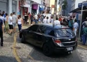 Confusão no Centro de Franca após tentativa de assalto no calçadão; veja vídeo