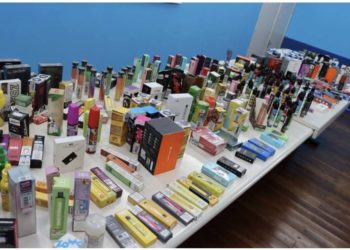 Operação apreende R$ 43 mil em produtos ilegais para serem vendidos em tabacarias