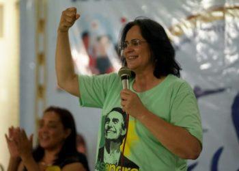 Ex-ministra de Bolsonaro, polêmica Damares Alves vem a Franca falar sobre enfrentamento de violência