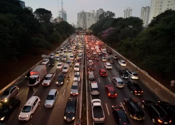 Proprietários de veículos podem pagar o IPVA via Pix a partir de hoje em São Paulo