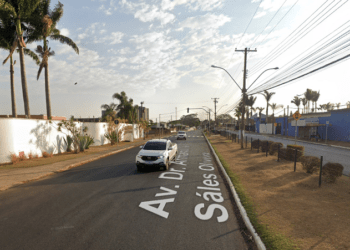 Após 8 meses de cobrança de pais e de vereador, Prefeitura de Franca ainda analisa instalar lombofaixa perto de escola