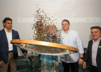 Estado faz a entrega do prêmio de qualidade do café e lançamento de espaço de inovação para o agro; Franca está de fora