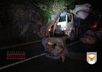 Caminhoneiro francano de 35 anos morre em acidente e 2 pessoas escapam