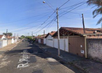 Bandido agride mulher e rouba moto no bairro Santa Terezinha