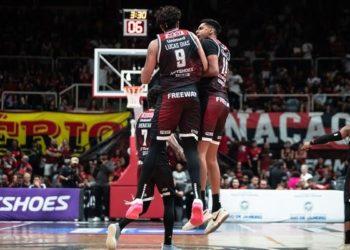 Com menor placar da história do NBB, Sesi Franca vence o Flamengo