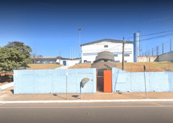 Confusão em escola no Jardim Brasilândia faz mãe tentar agredir professora