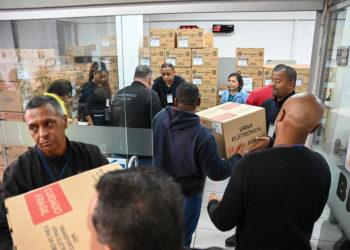 Mais de 248 mil eleitores decidem futuro de Franca neste domingo