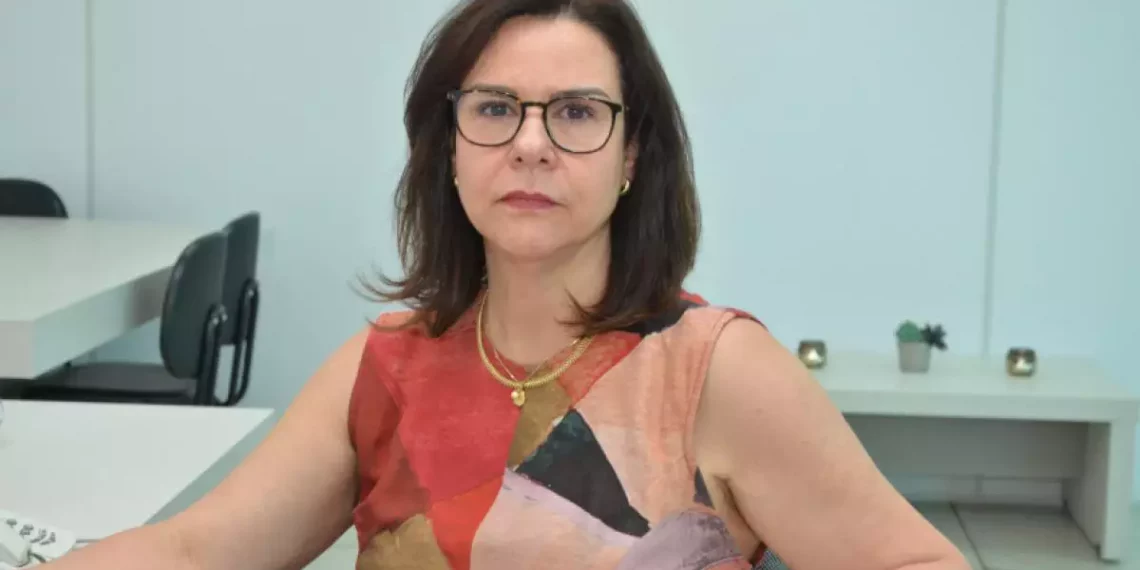 Secretária de Educação, Márcia Gatti