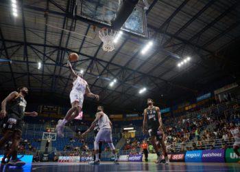 Com atuação digna de playoffs, Georginho liderou o Sesi Franca para a 13º vitória em sequência na reta final da temporada regular do NBB