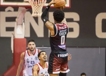 No Rio de Janeiro, Sesi Franca Basquete dá troco e empata série