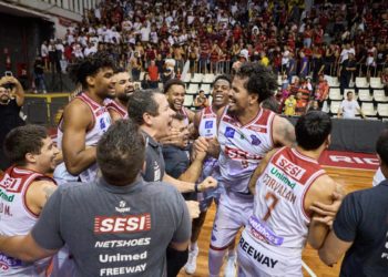 Por 3 pontos, Sesi Franca Basquete vai para a final inédita com o Minas no NBB