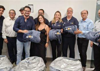 Hemodiálise da Santa Casa de Franca recebe doação de cobertores do Rotary Club de Franca-Imperador.