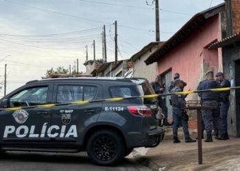 Megaoperação em Franca e região deixa um homem morto no City Petrópolis; ação envolve PM, Gaeco e Ministério Público