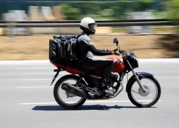 IPVA zero para motos até 180cc a partir de 2026.