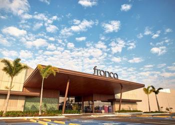 Franca Shopping divulga horários especiais de funcionamento para o fim de ano.