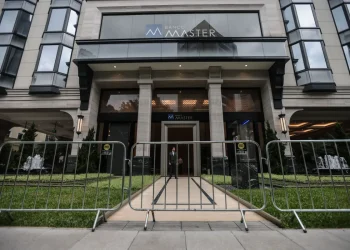 Repercussão do caso Banco Master amplia pressão sobre o STF, o Banco Central e o cenário político