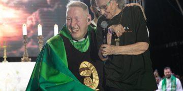 Padre Marcelo realiza tarde de dedicatória no Iguatemi nesta terça-feira (14) em Ribeirão Preto.