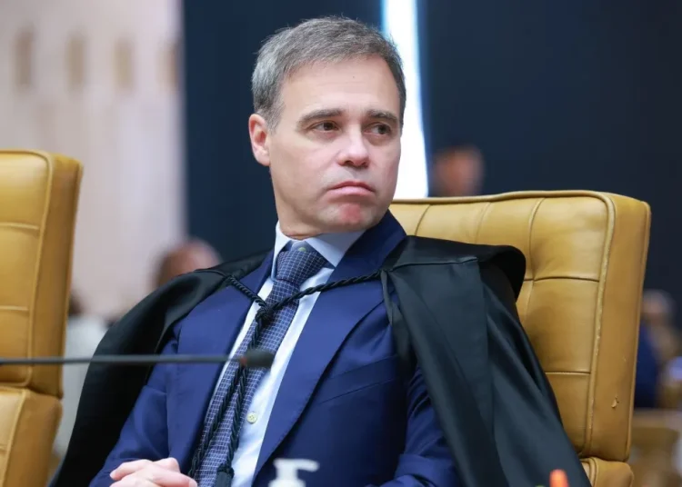 Ministro André Mendonça assume relatoria do Banco Master e pode alterar rumo do inquérito