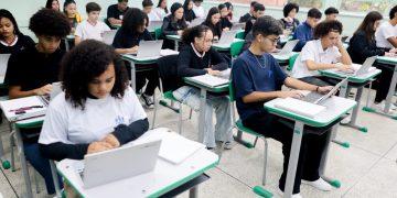 Volta às aulas na rede estadual de SP começa nesta segunda (2/2)