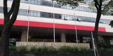 Homem de 35 anos é absolvido após condenação por estupro de vulnerável contra menina de 12 anos e decisão provoca indignação nacional