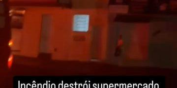 Incêndio destrói “Mercado do Zé” durante a madrugada no bairro Santa Cruz em Franca.