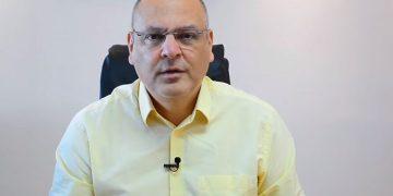 Prefeito se pronuncia após críticas à cobrança de até R$ 872 em campos de futebol