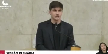 Confusão na Câmara de SP: Vereador chama professores em greve de “vagabundos” durante votação de reajuste salarial