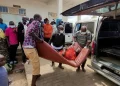 OMS emite alerta global após surto de ebola na África; doença já causa mortes e preocupa autoridades internacionais