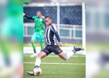 De Franca para o futebol brasileiro: Pedro Henrique, primo de Estêvão, desponta como nova promessa no Botafogo