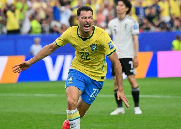 Brasil reage no segundo tempo, vence o Japão por 2 a 1 e garante vaga nas oitavas da Copa do Mundo